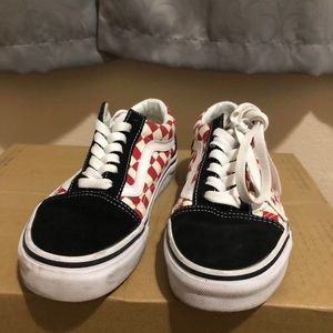 CHECKERED VANS- RED OLD SCHOOL VANS